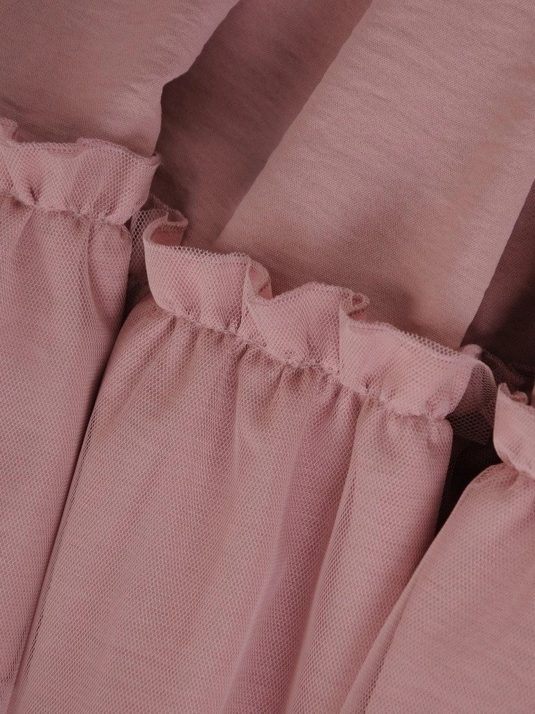 Różowa sukienka rozkloszowana mini z tiulem – gumka w pasie podkreślająca talię 21548