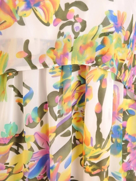 Wzorzysta sukienka trapezowa w kwiaty na lato – swobodny fason midi z wiązaniem na rękawie 32961