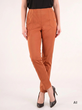 Uniwersalne rude spodnie slim fit z elastyczną talią – modny krój optycznie wydłużający nogi 35360