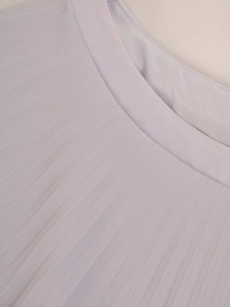 Gołębia sukienka wizytowa z lekką narzutką – prosty krój z wyszczuplającymi zaszewkami 26406