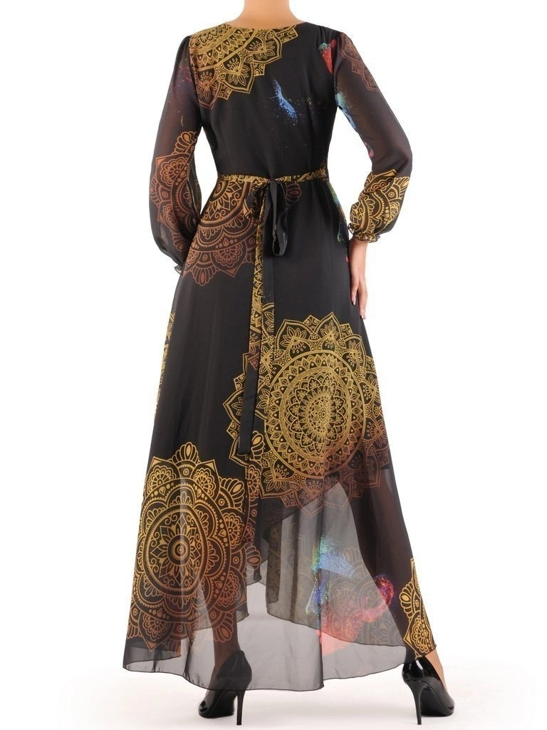 Elegancka sukienka wizytowa maxi w barwne wzory – kopertowy krój z wiązaniem wysmuklającym sylwetkę 30490