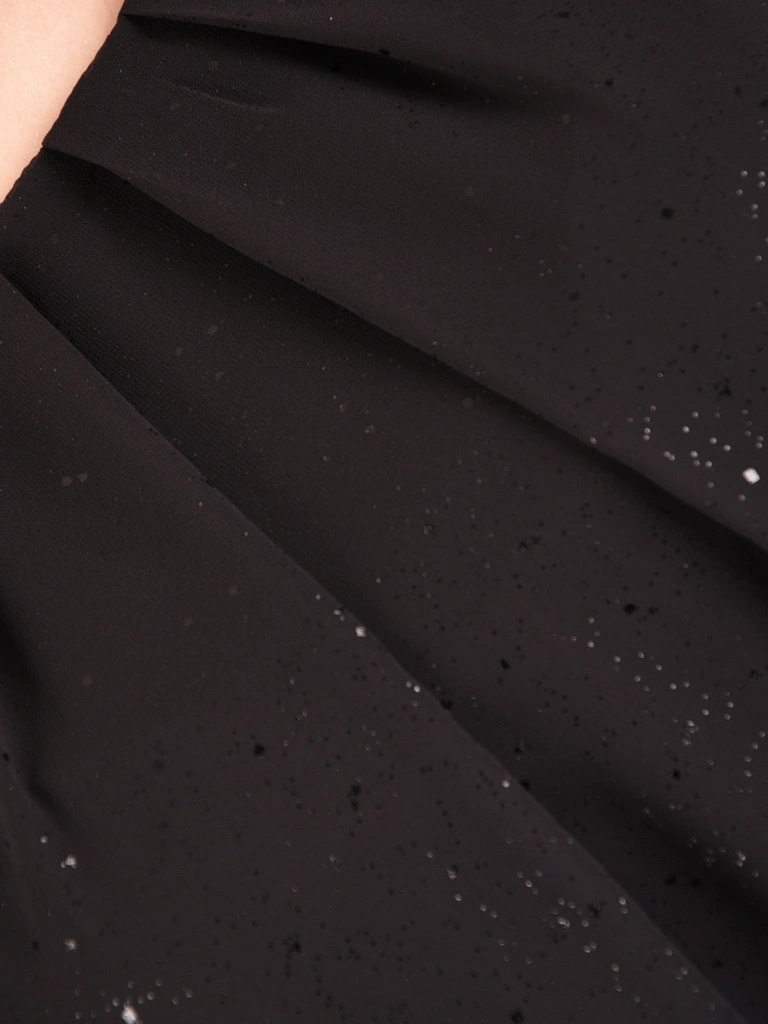 Elegancka bluzka wizytowa czarna z połyskiem – luźny fason z gumą w pasie na andrzejki 42053