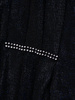 Kopertowa sukienka z marszczoną zakładką 14361, kreacja z błyszczącej tkaniny.