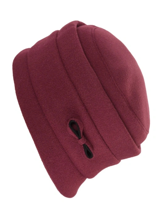 Elegancki kapelusz damski cloche w odcieniu bordo – fason z wywiniętym rondem i regulacją obwodu 42728