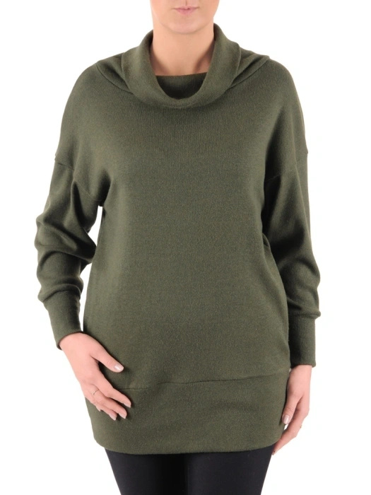 Elegancki sweter damski z golfem w kolorze ciemnej zieleni – prosty fason z praktycznymi kieszeniami 39098