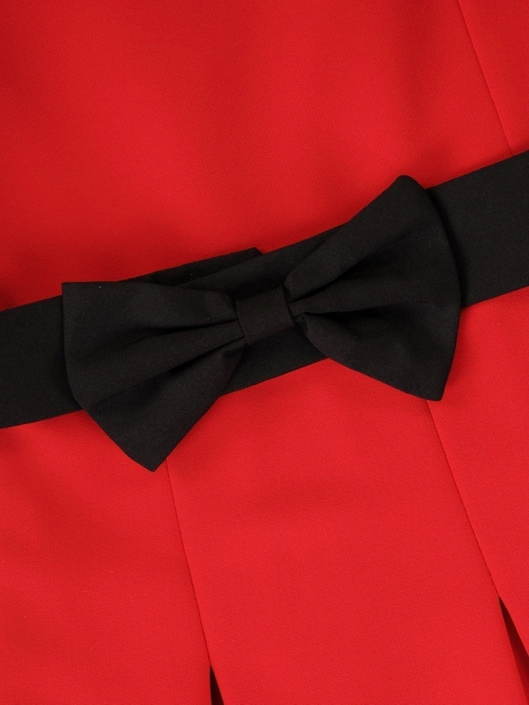 Czerwona wizytowa sukienka rozkloszowana z kontrafałdami – kobiecy fason z tiulem eksponujący talię 38226