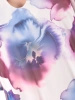 Fioletowa sukienka trapezowa midi w kwiaty – elegancki dekolt łódka i rękaw 3/4 39990