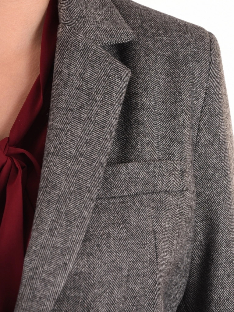 Elegancka szara marynarka damska o prostym kroju – ponadczasowy fason z klasycznymi klapami 42252