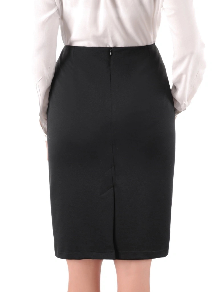 Elegancka czarna spódnica midi o prostym kroju – wysmuklające wstawki z ekoskóry i dżety 28028