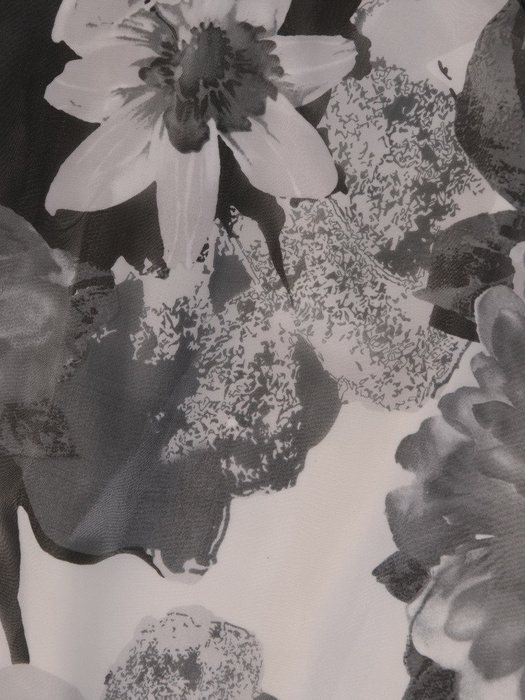 Luźna kreacja z szyfonu, zwiewna sukienka w kwiaty 21596.