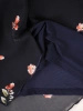 Klasyczna bluzka plus size z krótkim rękawem i kwiatowym wzorem – z fasonem prostym z narzutką, wysmuklająca sylwetkę 38535