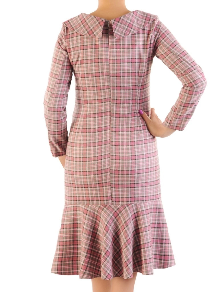 Elegancka szara sukienka biurowa w kratkę midi – fason syrenka z ozdobną falbaną i guzikami 35032