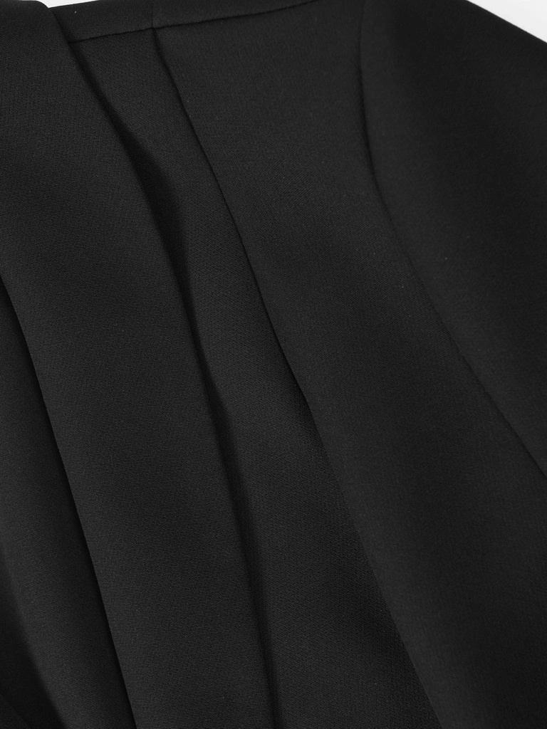 Elegancki czarny żakiet damski do sukienki – szykowny model z rękawem 3/4 wysmuklający sylwetkę 40041