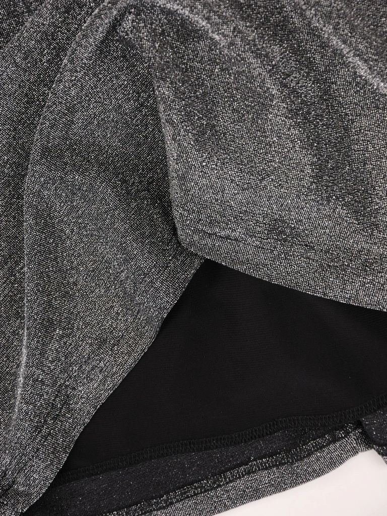 Połyskująca sukienka na sylwestra o prostym kroju – eleganckie marszczenie modelujące talię 39155