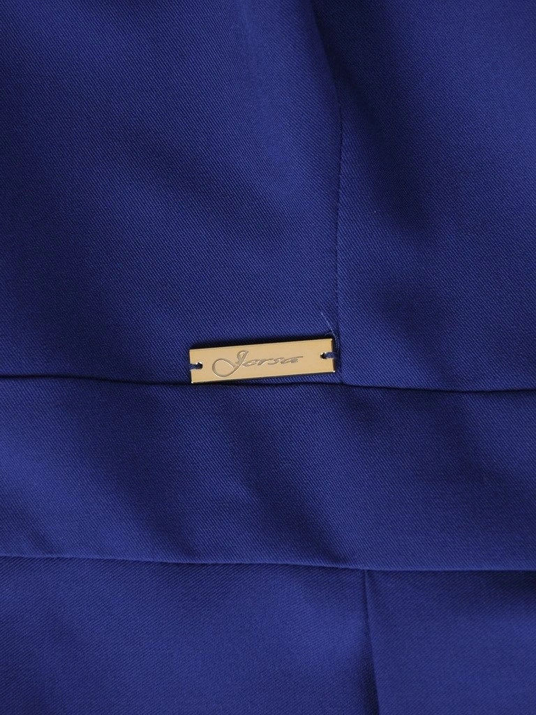 Chabrowa sukienka maxi z dekoltem łódka na wesele – rozkloszowany fason z kieszeniami i asymetrycznym tyłem 13690