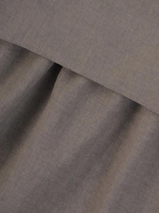 Elegancka sukienka trapezowa w kolorze szarym – swobodny krój maskujący biodra 26434