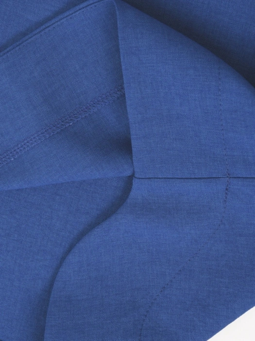 Elegancka chabrowa bluzka z dekoltem typu kołnierz – idealna na lato, komfortowy krój 41982