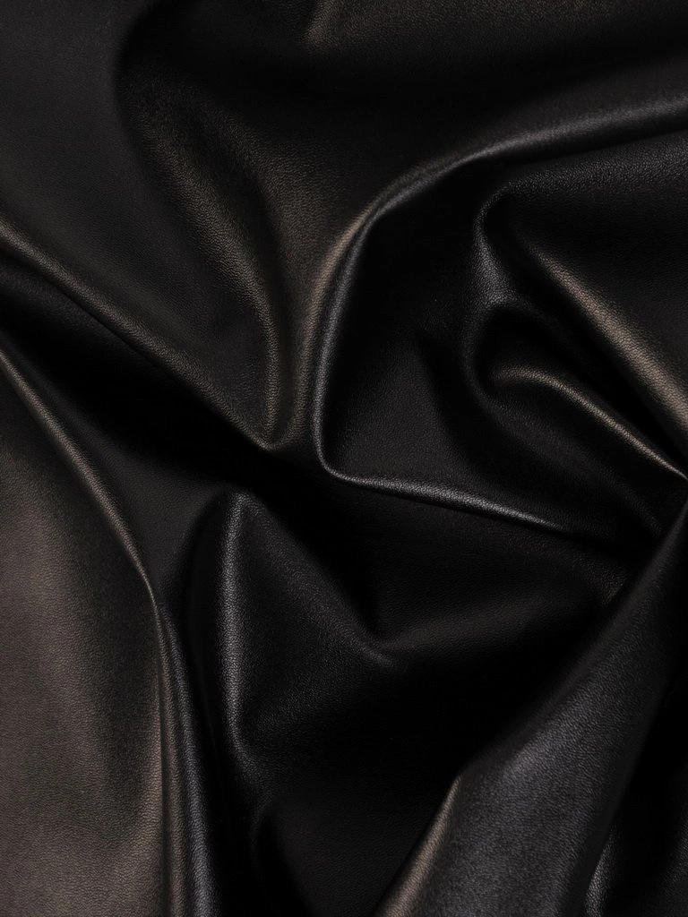 Czarna sukienka wizytowa midi na jesień o prostym kroju – stylowy pasek modelujący talię 27772