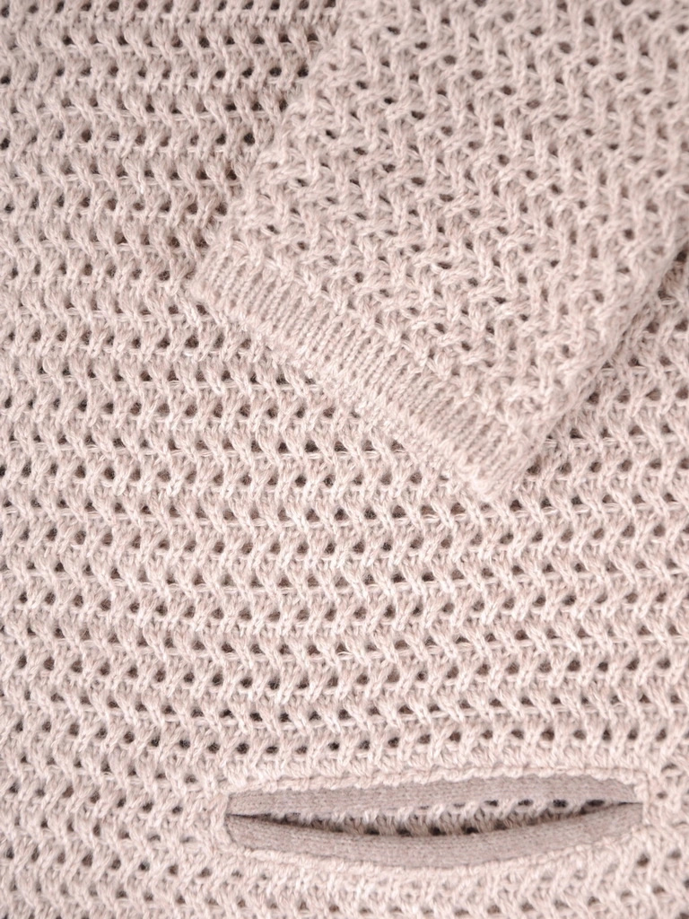 Beżowy sweter damski rozpinany na zamek – prosty krój z praktycznymi kieszeniami na jesień 38971