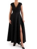 Czarna sukienka wieczorowa maxi bez rękawów – rozkloszowany fason z kobiecym rozcięciem 18621