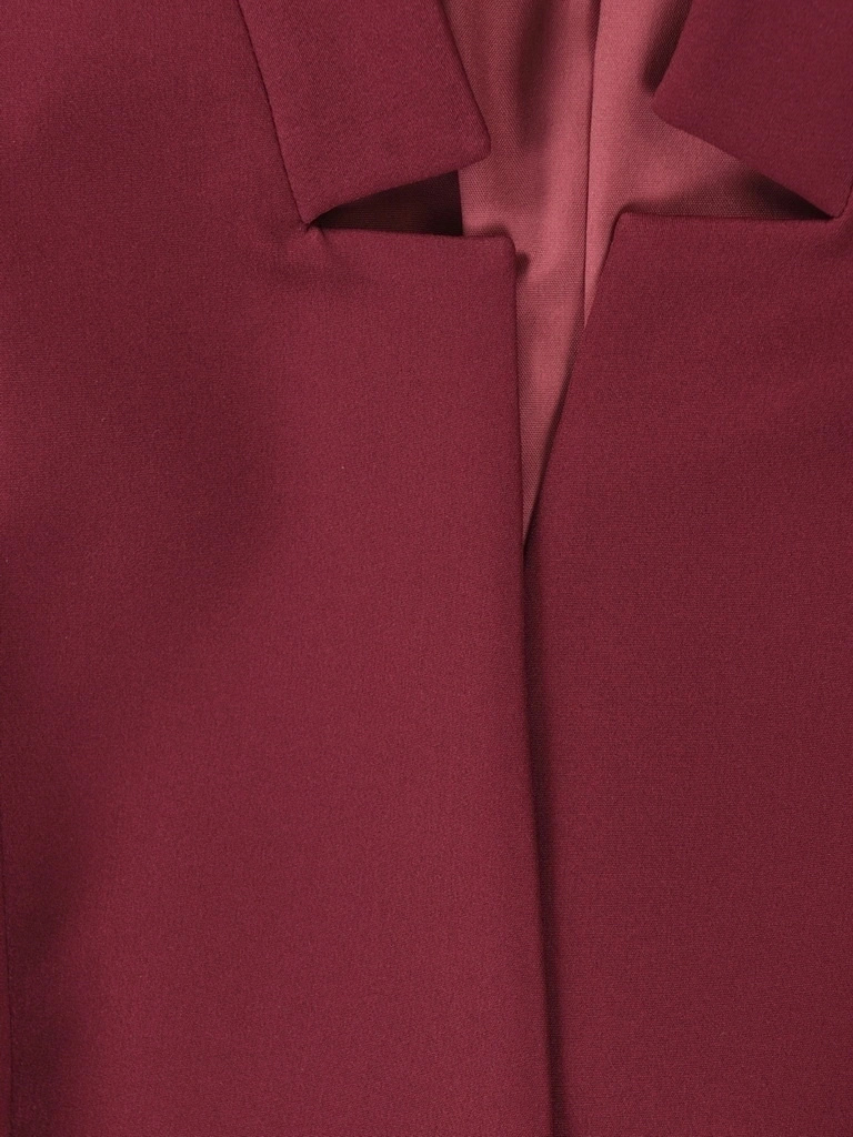Stylowy bordowy komplet ze stójką i dekoltem serek – z żakietem modelującym talię, dla eleganckich kobiet 40262
