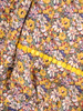 Luźna bluzka w kwiaty z żółtą lamówką 32558