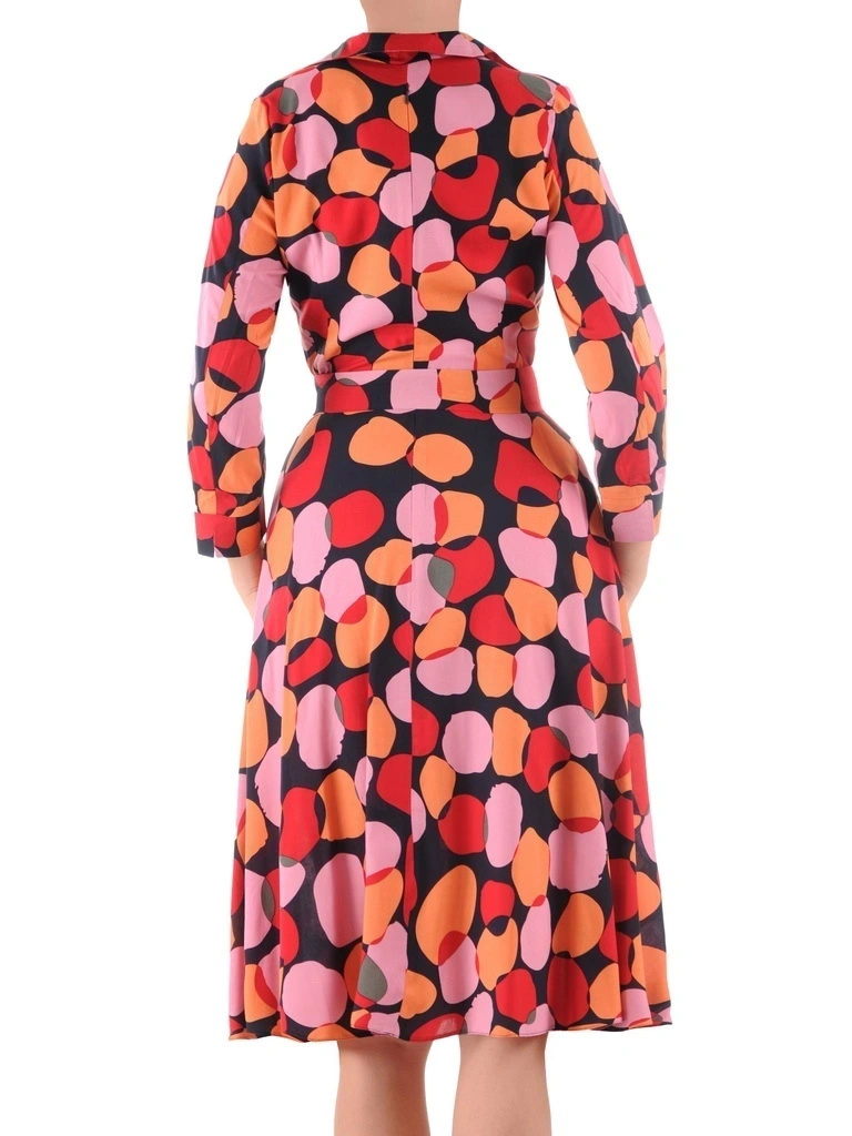 Czerwona sukienka rozkloszowana midi w print – modelujący pasek i rękaw 3/4 35312