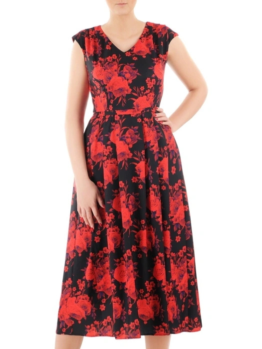 Elegancka granatowa sukienka midi w kwiaty – rozkloszowany fason z plisami wysmuklający sylwetkę 35492