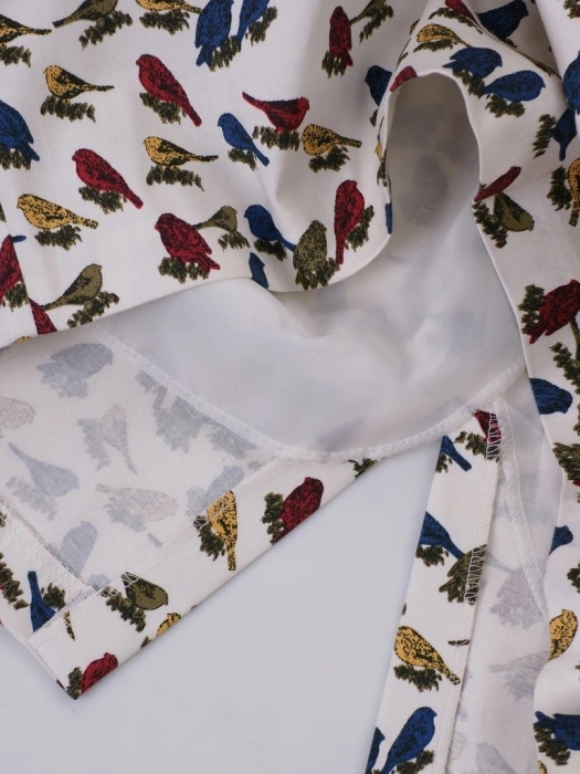 Letnia sukienka midi w zwierzęcy wzór z dekoltem v-neck – prosty fason z rozcięciem z tyłu 6448