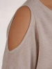 Wizytowa beżowa bluzka damska z błyszczącą aplikacją – prosty krój z wycięciami na rękawach 11750