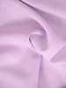 Elegancka liliowa sukienka wizytowa w kwiaty – prosty fason z wysmuklającymi zaszewkami 37974
