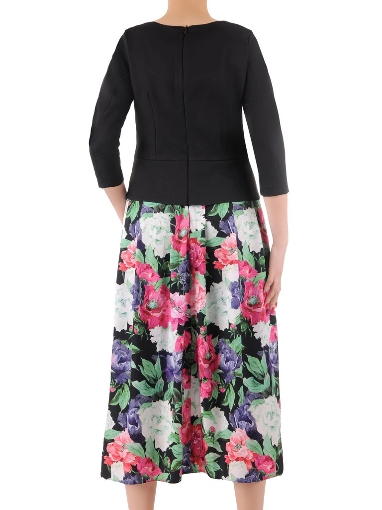 Elegancka sukienka rozkloszowana midi w kwiaty – dekolt w serek pięknie wysmuklający szyję 35552