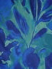 Elegancka sukienka trapezowa midi w zielono-granatowy print – fason tuszujący biodra z mankietami 38365