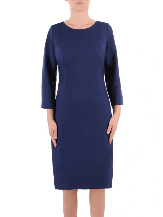Elegancka granatowa sukienka midi z rękawem 3/4 – prosty, wysmuklający fason do pracy 37004