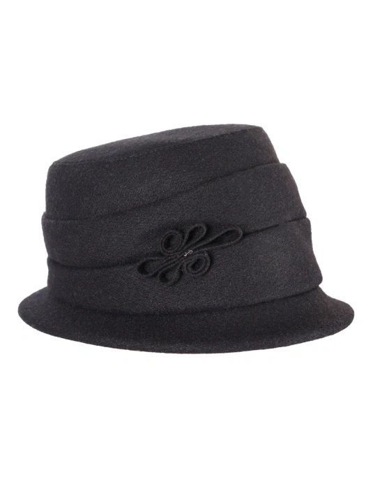 Stylowy czarny kapelusz damski cloche na zimę – ocieplany fason z ozdobną wstawką 42449