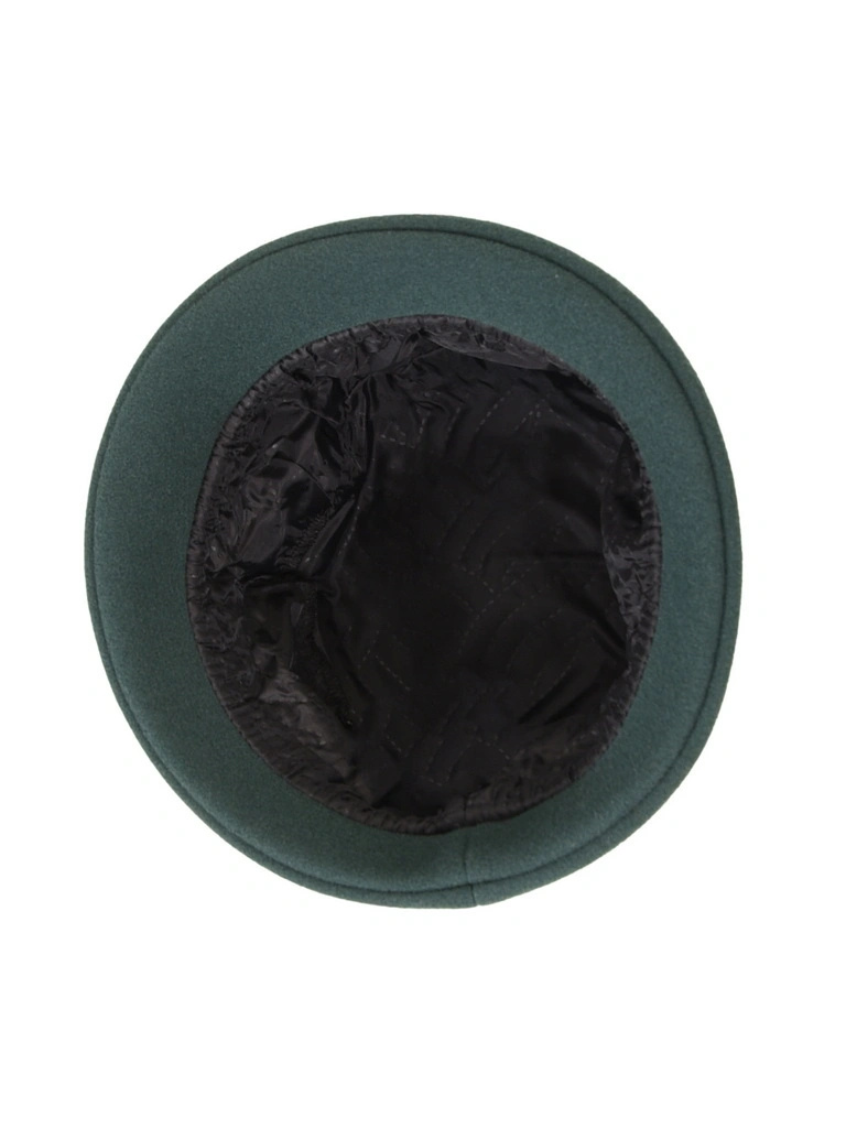 Elegancki kapelusz damski zimowy cloche w butelkowej zieleni – ciepłe nakrycie głowy z regulacją obwodu 42409