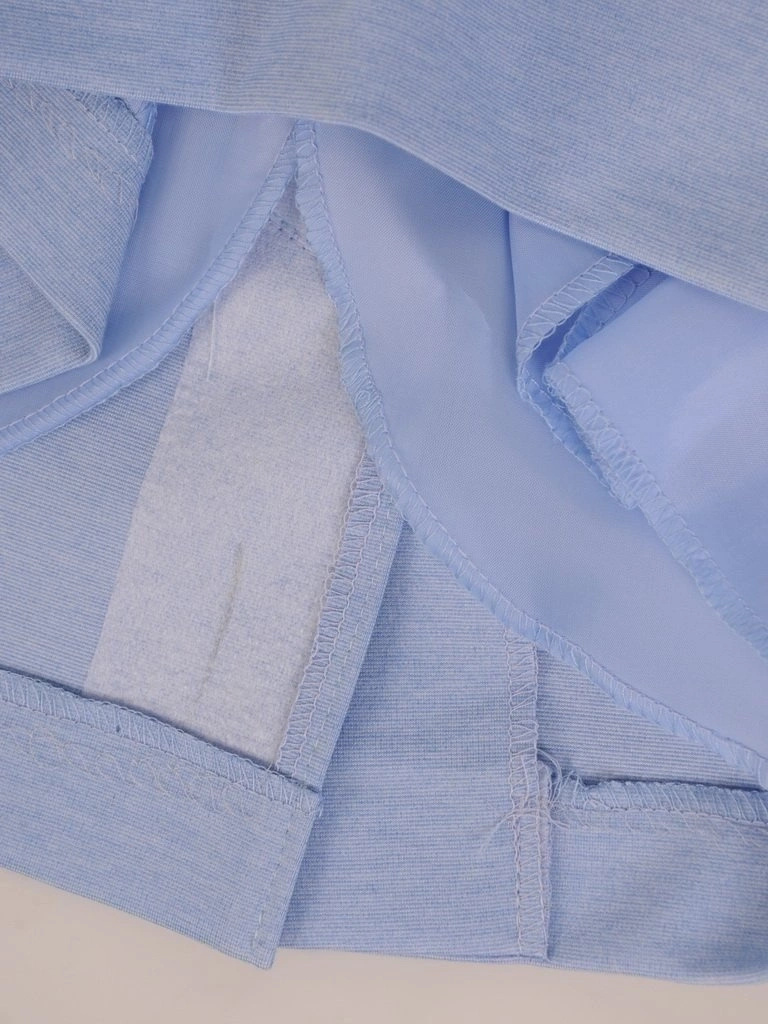 Elegancka błękitna spódnica midi o prostym kroju – wysmuklający fason z rozcięciem z tyłu 26232