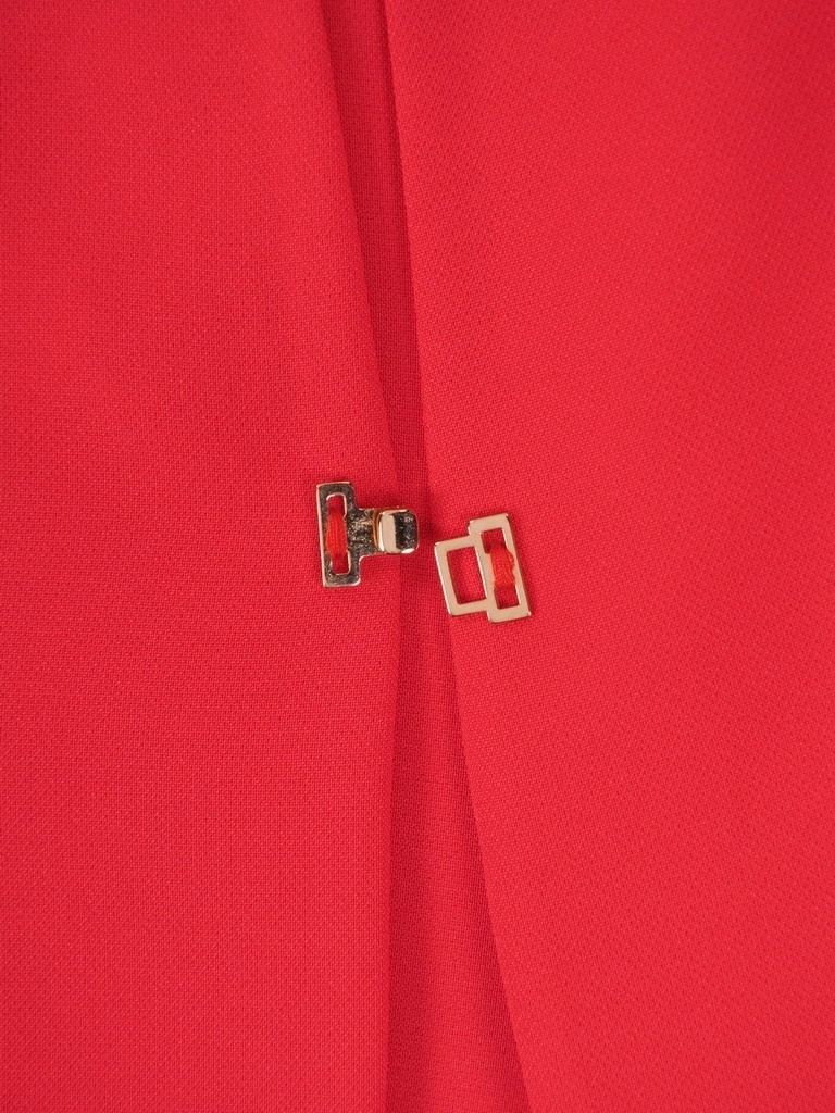 Ponadczasowy czerwony żakiet damski z rękawem 3/4 – taliowany krój z ozdobnym dekoltem, idealny na lato 36104