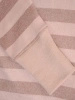 Klasyczny beżowy sweter w paski – fason kimono optycznie modelujący sylwetkę na co dzień 34826