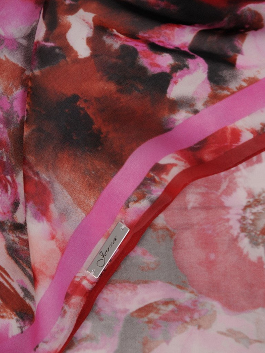 Elegancka bluzka w kwiaty z dwuwarstwowym przodem 19703