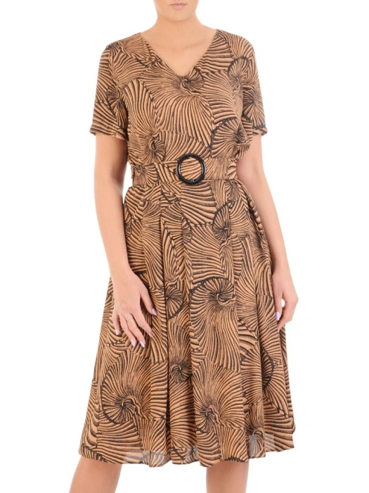 Elegancka rozkloszowana sukienka midi w zwierzęcy print – fason modelujący talię z dekoltem V 33255