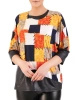 Elegancka bluzka wiskozowa w barwny wzór – prosty fason swobodnie tuszujący sylwetkę 32507