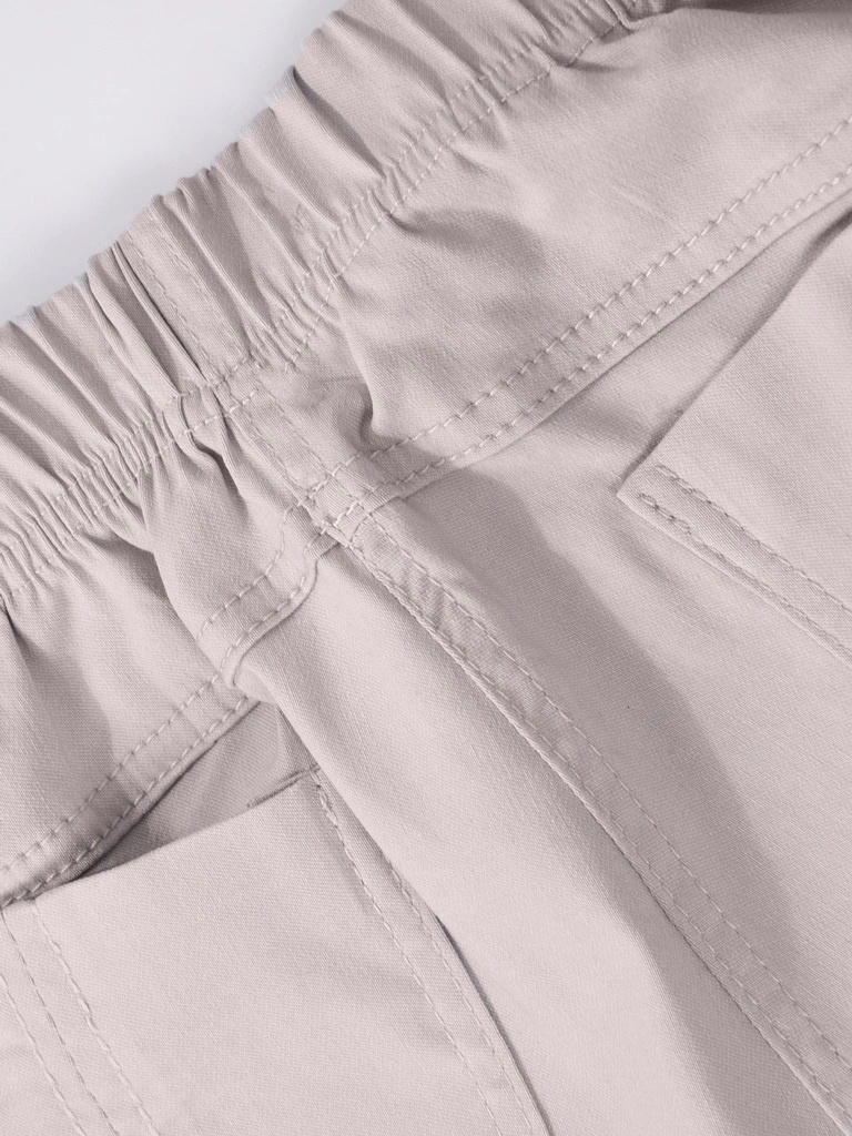 Eleganckie szare spodnie damskie o prostym kroju – wygodna gumka w pasie wysmuklająca sylwetkę 35479