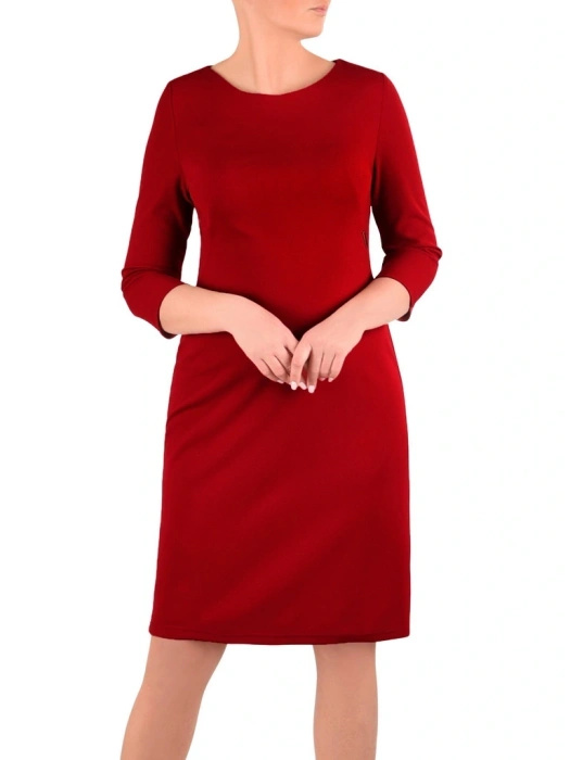 Elegancka czerwona sukienka midi z rękawem 3/4 – prosty krój z wyszczuplającymi zaszewkami 41284