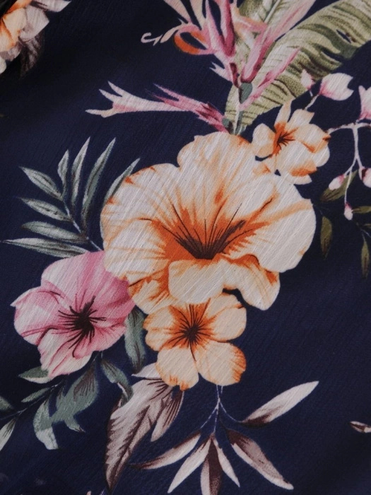 Wizytowa sukienka damska rozkloszowana w kwiaty – zwiewny dół i talia modelująca sylwetkę 28177