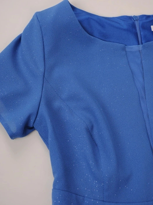 Niebieska suknia wieczorowa maxi rozkloszowana – brokatowy blask i wysmuklający krój 35163