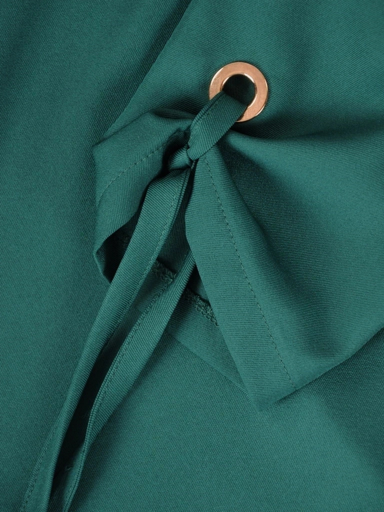 Klasyczna butelkowa bluzka plus size z dekoltem V – prosty fason z ozdobnymi wiązaniami, wysmuklający 38616