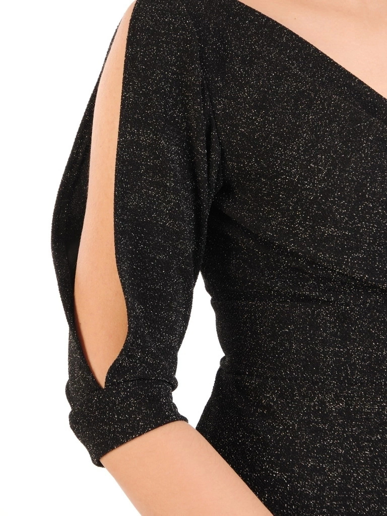 Czarna suknia wieczorowa maxi o prostym kroju – srebrzysty połysk i efektowne rozcięcia na rękawach 31516