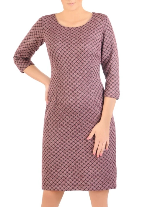 Elegancka fioletowa sukienka jesienna do pracy – prosty fason modelujący sylwetkę zaszewkami 34363