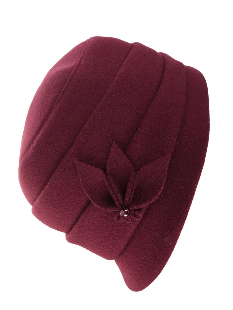 Elegancki kapelusz damski zimowy cloche w kolorze buraczkowym – fason z regulacją i ciepłą podszewką 42431